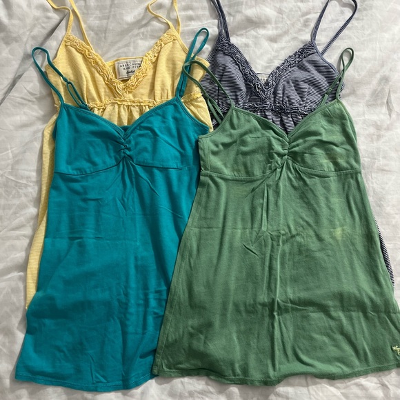 abercrombie&fitch woman tank tops in a size xs - Picture 2 of 3